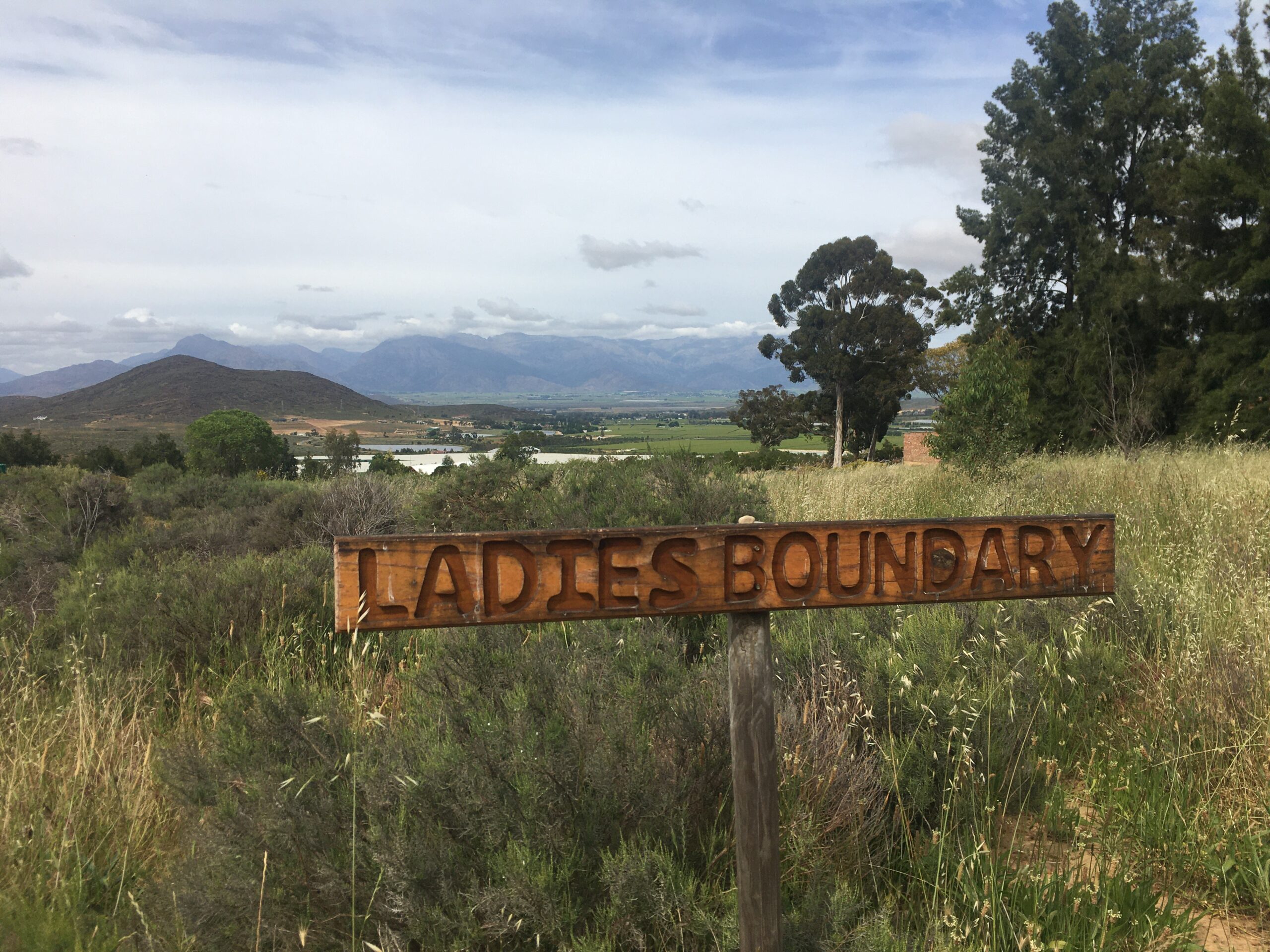 Ladies boundary sign at Dhamma Pataka Vipassana Meditation Center Worcester in South Africa